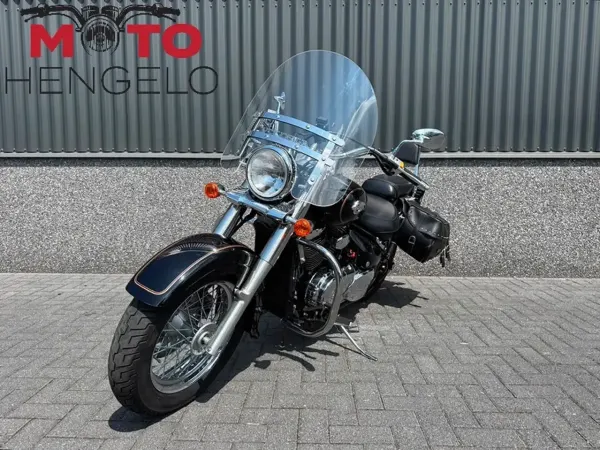2004 Suzuki VL 800 - € 4.690 (1/1)