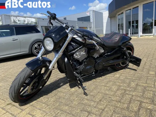 2007 Harley-Davidson V-Rod Custom / Vance & Hines / K&N - €11,945 (1/1)