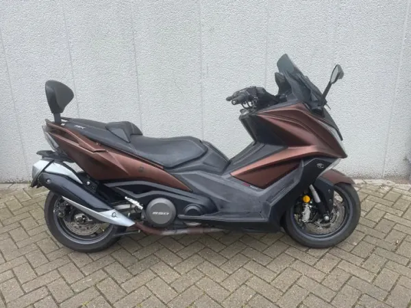 2017 Kymco AK 550 - €3,990 · Bidding (1/1)