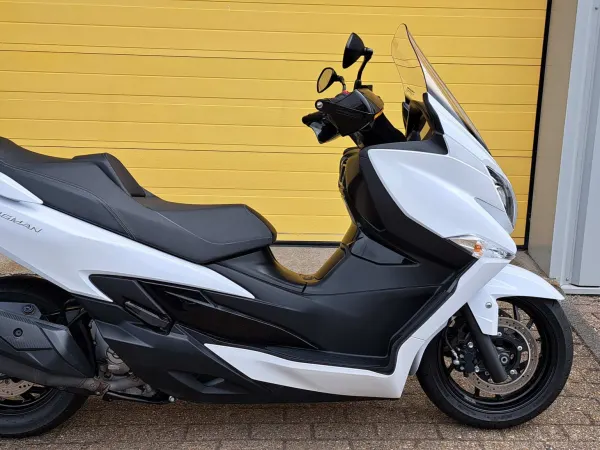 2018 Suzuki Burgman 400 - €4,495 (1/1)
