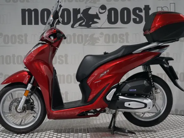 2022 Honda SH 150 - € 3.790 (1/1)