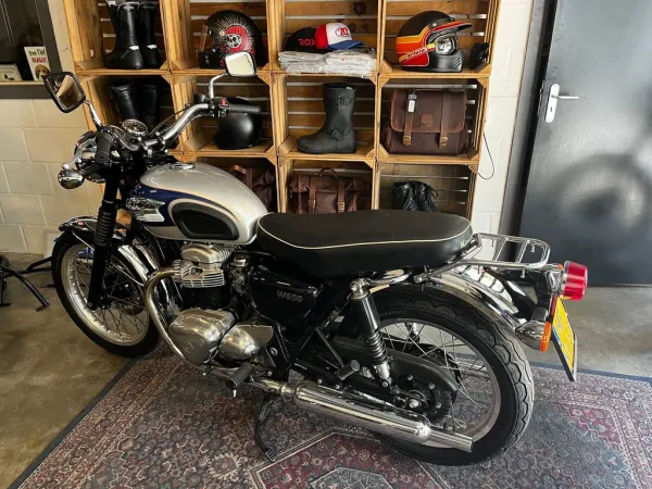 2001 Kawasaki W 650 - € 6.750 (1/1)