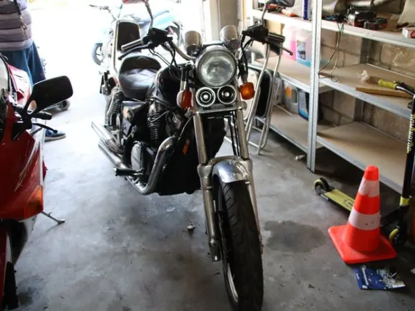1983 Honda Shadow 750 - € 2.500 · Bieden (1/1)
