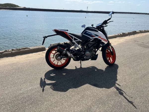 2025 KTM 125 Duke - €4,500 · Bidding (1/1)