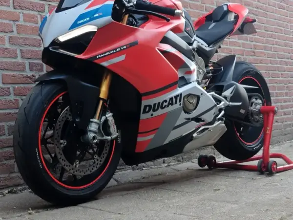 2019 Ducati Panigale V4 S - €26,995 (1/1)