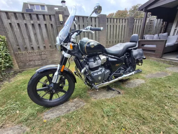 Bouwjaar onbekend Royal Enfield Super Meteor 650 - € 7.500 · Bieden (1/1)