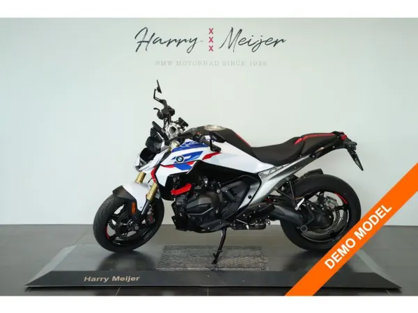 2026 BMW R 1300 R - € 23.950 (1/1)
