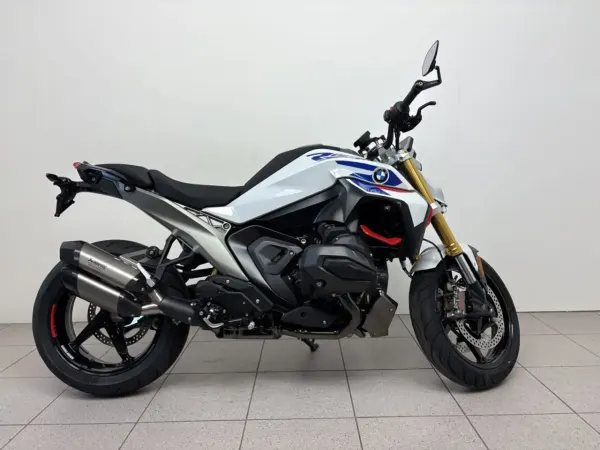 2025 BMW R 1300 R - € 26.896 (1/1)