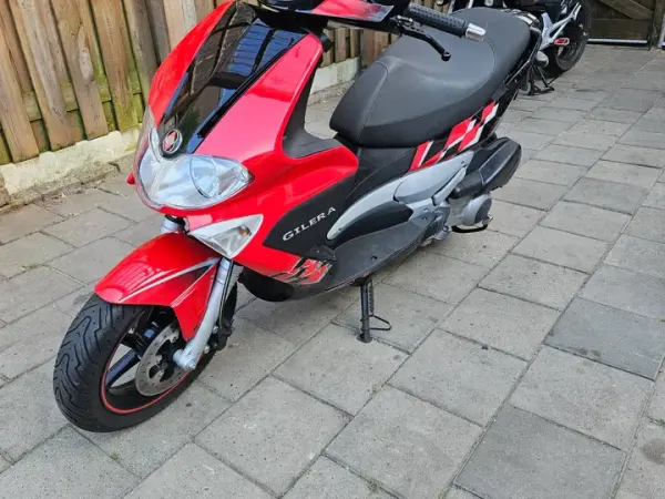 2006 Gilera Runner 200 - € 1.999 (1/1)