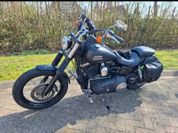 2013 Harley-Davidson Streetbob bj 2013 - € 12.500 · Bieden (1/1)