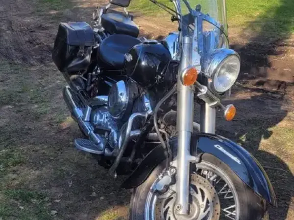 2006 Yamaha XVS 650 - € 3.550 (1/1)