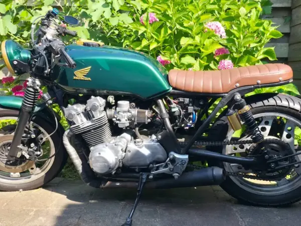 1984 Honda CB 900 - €2,999 (1/1)