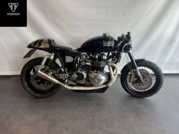 2005 Triumph Thruxton 900 - € 5.990 (1/1)