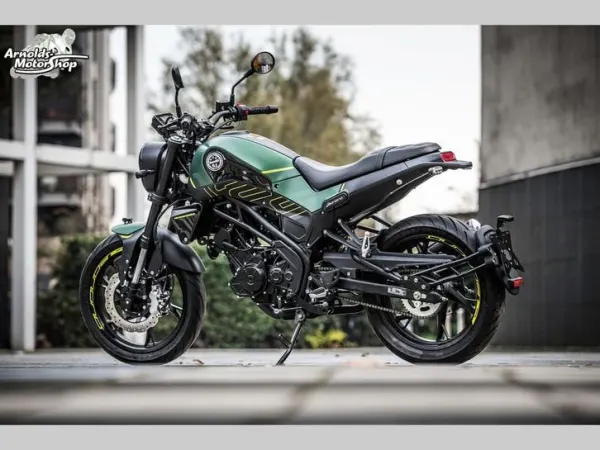 2024 Benelli Leoncino 125 (nieuw! Nog in het wit en groen) - €3,000 (1/1)