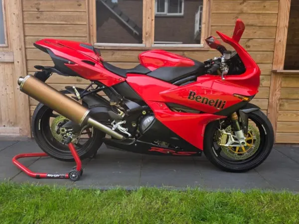 2004 Benelli Tornado Tre RS 900 1 van 365 Gebouwd - € 10.000 (1/1)
