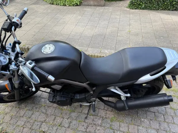 2003 Yamaha BT 1100 Bulldog - € 2.100 · Bieden (1/1)