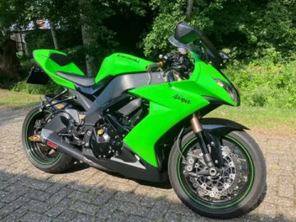 2009 Kawasaki ZX 10R Ninja - € 7.950 (1/1)