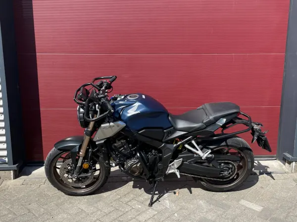 Bouwjaar onbekend Honda CB 650 R Neo Sports Café Schade BTW Voertuig 1e Eigenaar - € 4.750 (1/1)