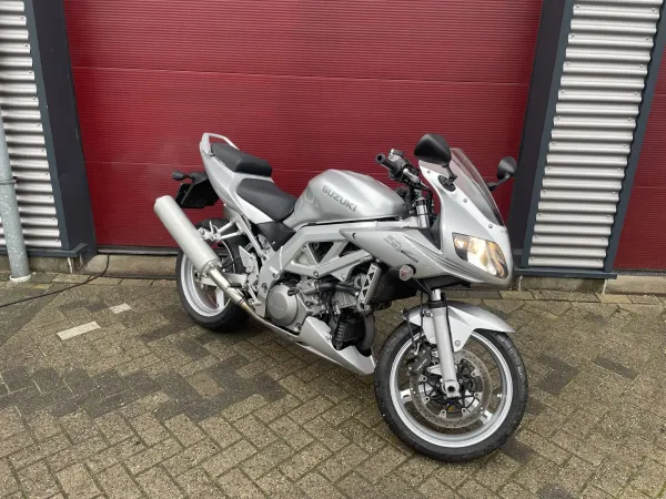 Year unknown Gave Suzuki SV 1000 S - €3,250 (1/1)