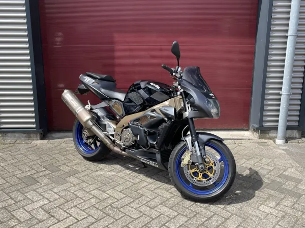 Year unknown Gave Aprillia Tuono 1000cc - €2,500 (1/1)