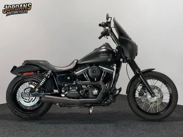 2016 Harley-Davidson Street Bob - € 13.950 · Bieden (1/1)