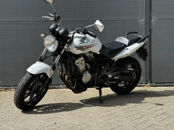 2013 Honda CBF 600 - €2,000 · Bidding (1/1)