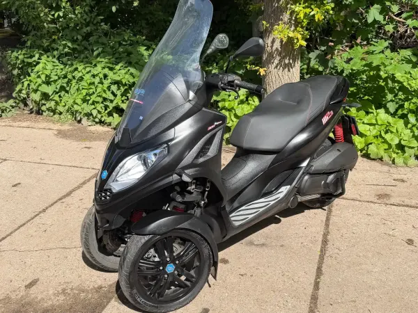 2019 Piaggio MP3 300 - €4,500 (1/1)