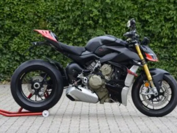 2023 Ducati Streetfighter V4 S - € 21.950 (1/1)