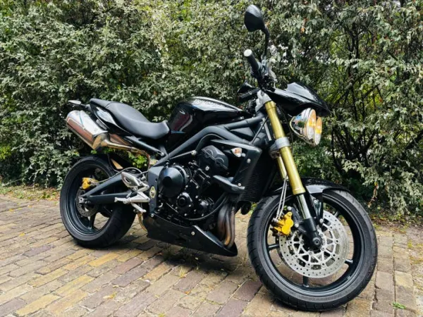 2009 Triumph Street Triple - € 3.500 · Bieden (1/1)