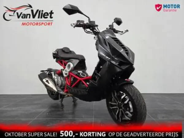 2025 Italjet Dragstar 200 Limited Edition - €4,490 (1/1)