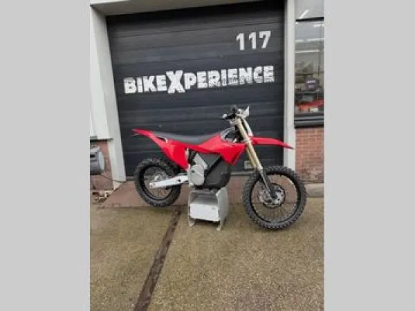 2026 Stark Ex - € 14.215 (1/1)