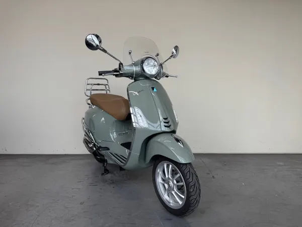 Year unknown Vespa Primavera 125CC Misty Pearl Green - €5,695 (1/1)
