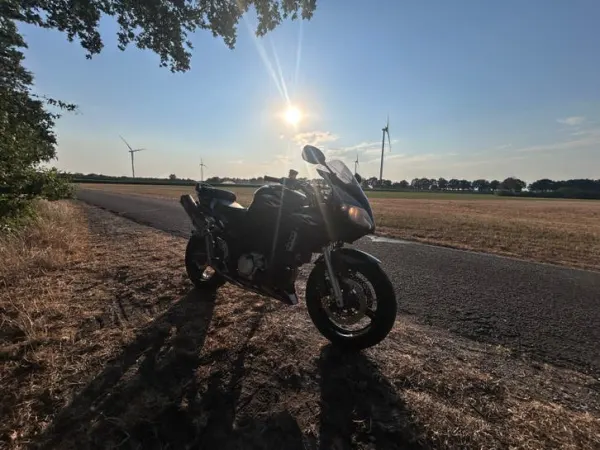 2004 Suzuki SV 650 - € 1.750 · Bieden (1/1)