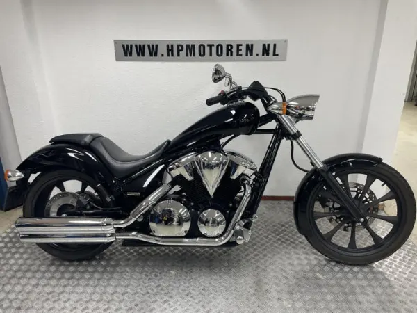 2013 Honda VT 1300 CX Fury Custom Bovaggarantie 7572 KM ! - € 9.950 (1/1)