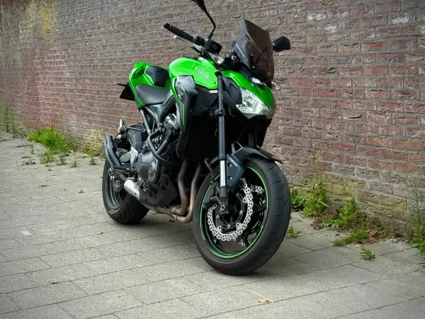 2018 Kawasaki Z 900 - € 6.750 · Bieden (1/1)