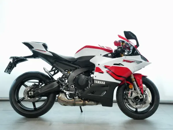 2026 Yamaha YZF R9 - €16,199 (1/1)