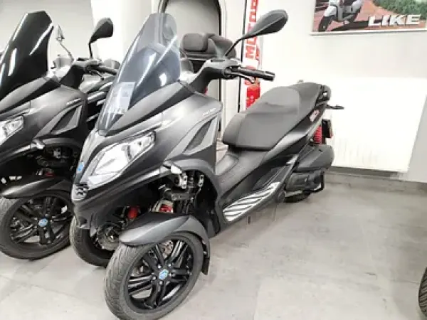 Year unknown Piaggio MP3 300 HPE Sport - €5,750 (1/1)