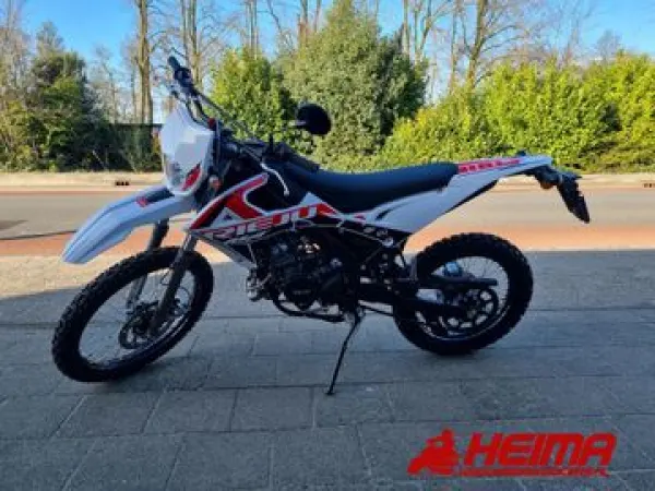 2026 Rieju Mrt 50 - €3,800 (1/1)