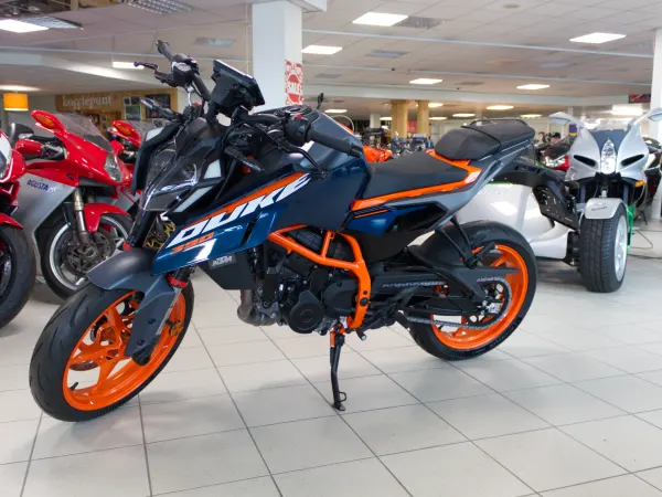 Bouwjaar onbekend KTM Duke 390 A2 Nieuw 0KM met fabrieksgarantie! - € 6.990 (1/1)