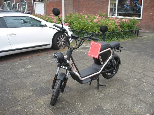 Bouwjaar onbekend AGM Goccia - € 1.649 (1/1)