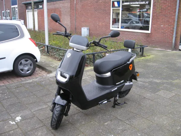 Bouwjaar onbekend Yadea E8S - € 2.048 (1/1)
