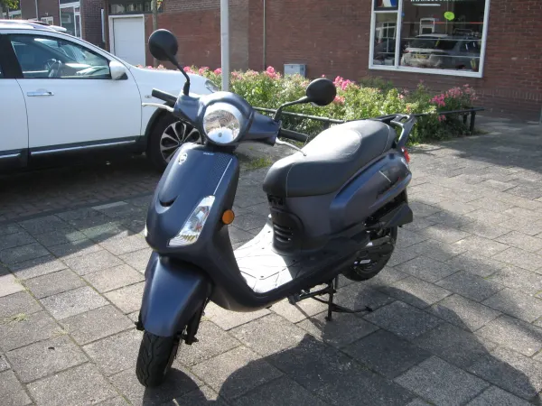 Bouwjaar onbekend SYM Fiddle IIi - € 2.198 (1/1)
