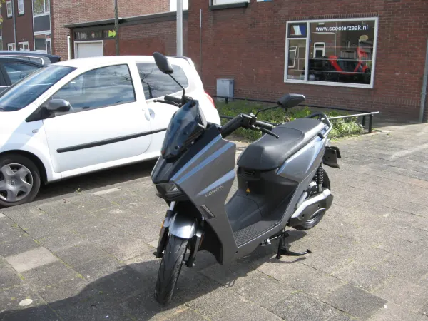 Bouwjaar onbekend Horwin SK1 - € 2.599 (1/1)