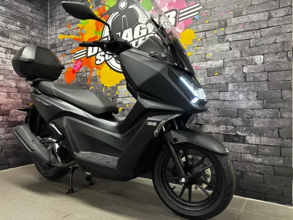 Year unknown Kymco Skytown 125 Motorscooter - €3,498 (1/1)