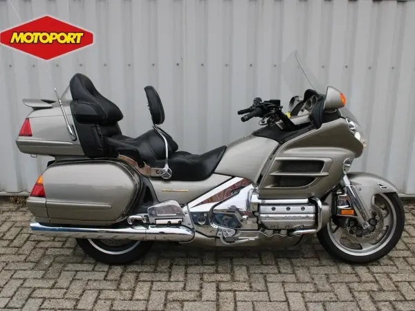 2002 Honda GL 1800 - € 8.250 · Bieden (1/1)