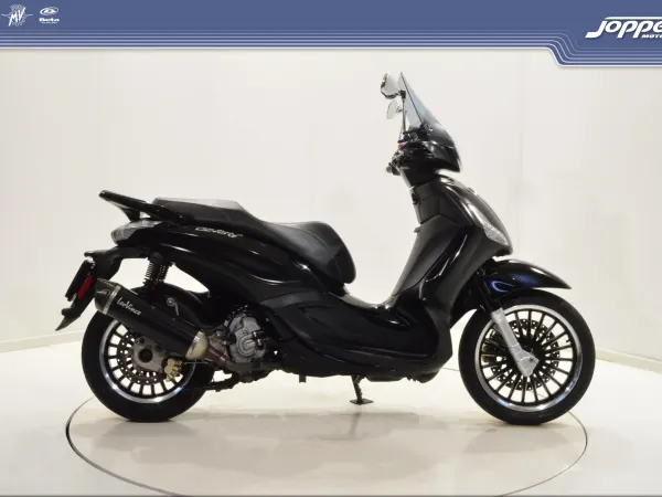 2018 Piaggio Beverly 300 - € 3.995 (1/1)