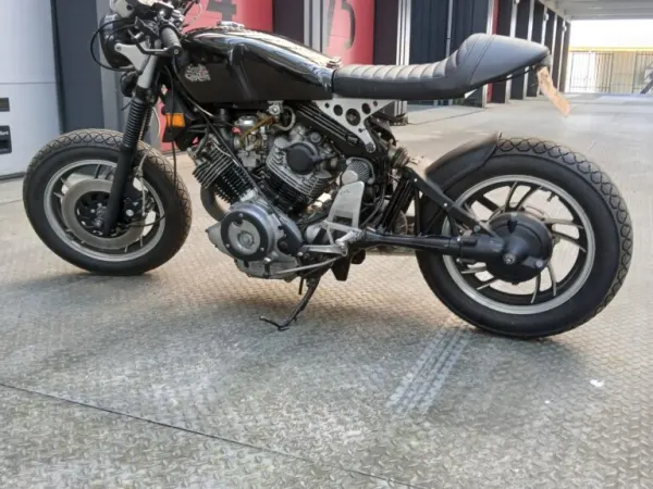 1982 Yamaha XV750 Caferacer - €3,450 (1/1)