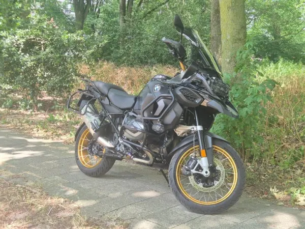 2021 BMW R1250 GS Adventure Triple Black | 2021 | 35.793 km | NL - €19,750 (1/1)