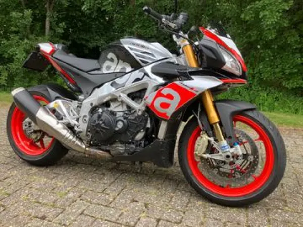 2016 Aprilia Tuono V4 1100 Factory - €11,800 (1/1)