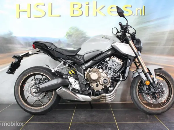 2021 Honda CB 650 R - € 7.850 (1/1)